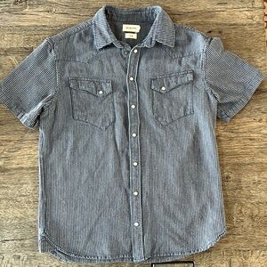 Taylor Stitch ssbd snap button